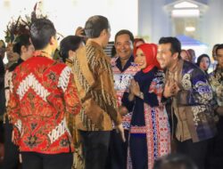 Hadiri Istana Berbatik, Pj. Gubernur Sulsel Tampil Elegan Kenakan Batik Sarita Khas Toraja Utara
