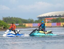Berkunjung ke Kampung Nelayan di Akhir Pekan, Wali Kota Makassar Kendarai Jetski