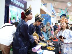 Kue Tradisional Makassar Disajikan di Booth ICE APEKSI