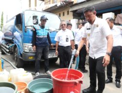 Andi Arwin Azis Komitmen Penuhi Air Bersih Bagi Warga Terdampak Kekeringan