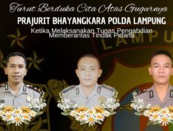Kapolri Naikkan Pangkat Tiga Polisi yang Gugur Saat Berantas Judi Sabung Ayam