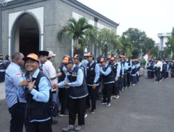 342 Petugas Haji Bertolak ke Madinah Diiringi Lagu Padamu Negeri