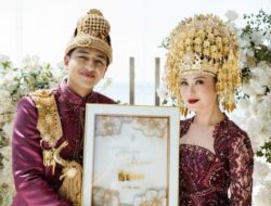 Menikah di Bali, Harris Vriza dan Havisa Kenakan Pakaian Adat Aceh