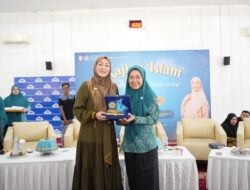 Angelina Sondakh Isi  Kajian Islam yang Digelar TP.PKK Makassar