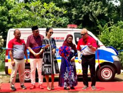 JNE dan TIKI Serahkan Bantuan Ambulans untuk Kemanusiaan