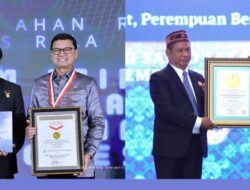 Taruna Ikrar Raih Dua Rekor dalam Sehari: MURI untuk Layanan Publik AI Pertama, LEPRID untuk Gerakan Sejuta Vaksin HPV ASN Korpri 