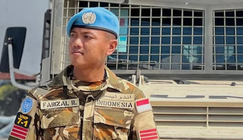 Serangan Israel di Lebanon Tewaskan Prajurit TNI, Ini Sosok Praka Farizal Rhomadhon FotoJet(4)