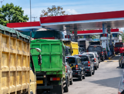 Antrean BBM Mengular di Sulsel, Polda Selidiki Dugaan Penyimpangan Solar