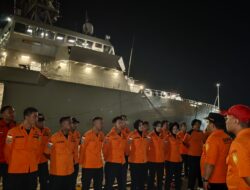 Misi Penyelamatan di Laut Jawa, KN SAR Kamajaya Dikerahkan Bantu Operasi KMP Virgo Transport 8