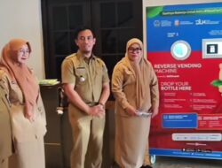 DLH Makassar Hadirkan Mesin Penukar Botol Plastik, Sampah Bisa Jadi Poin dan Saldo E-Wallet
