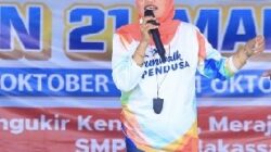 Terharu! Kepsek SMP 21 Makassar Bahagia Milad Sekolah Dihadiri Anggota DPR RI
